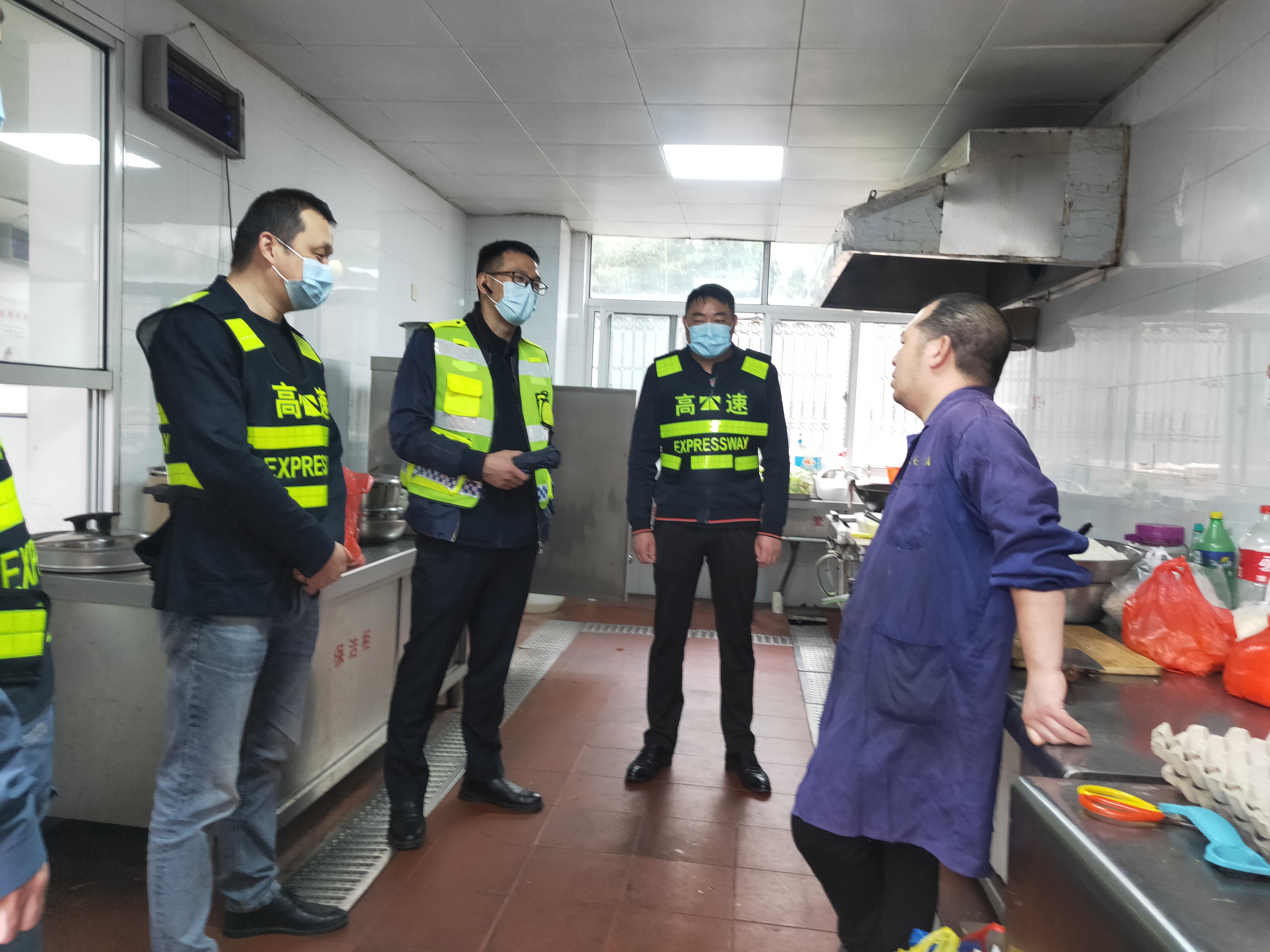 1647393619101815.jpg 2.jpg