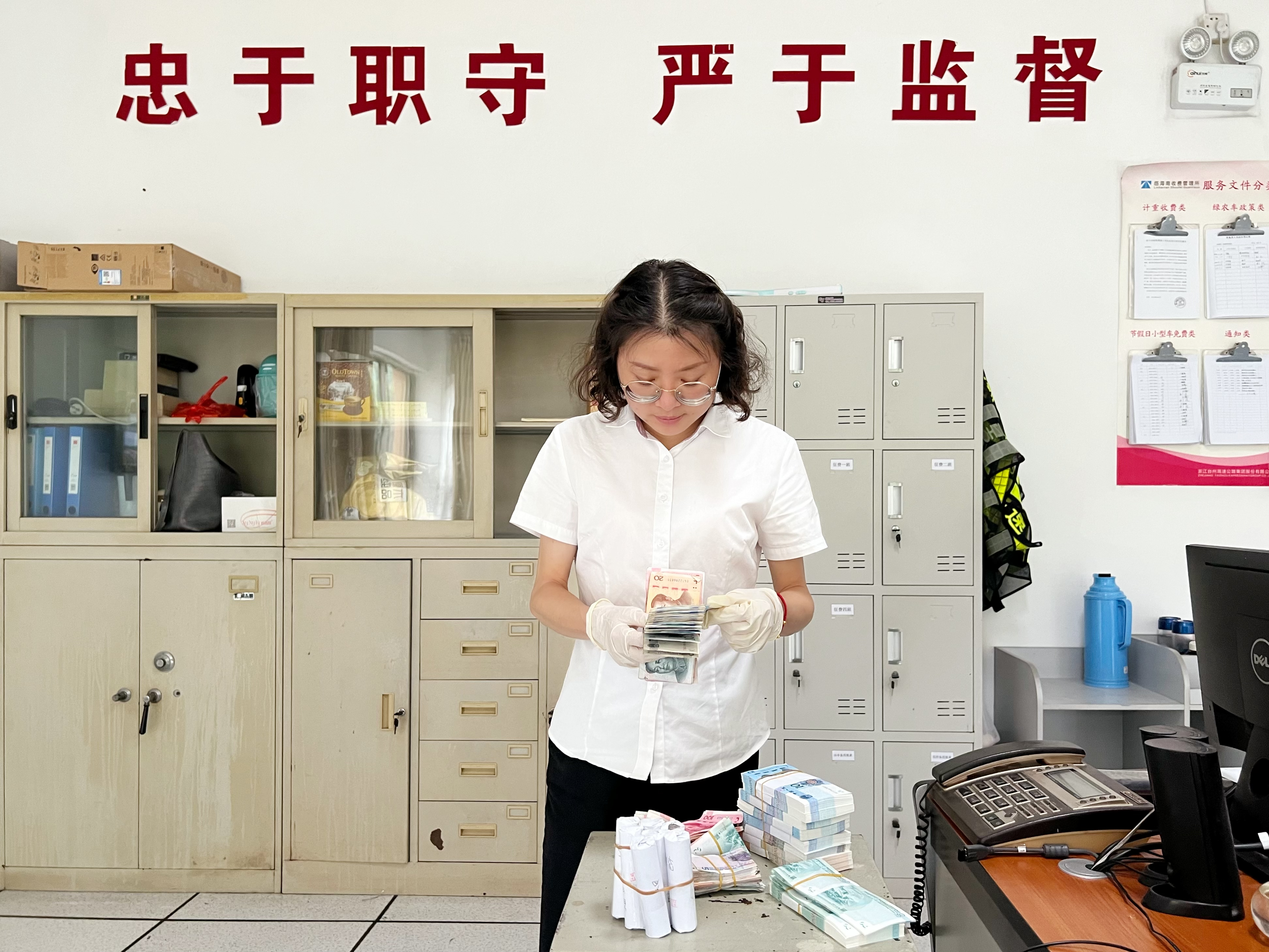 1652258686428086.jpg 1.jpg