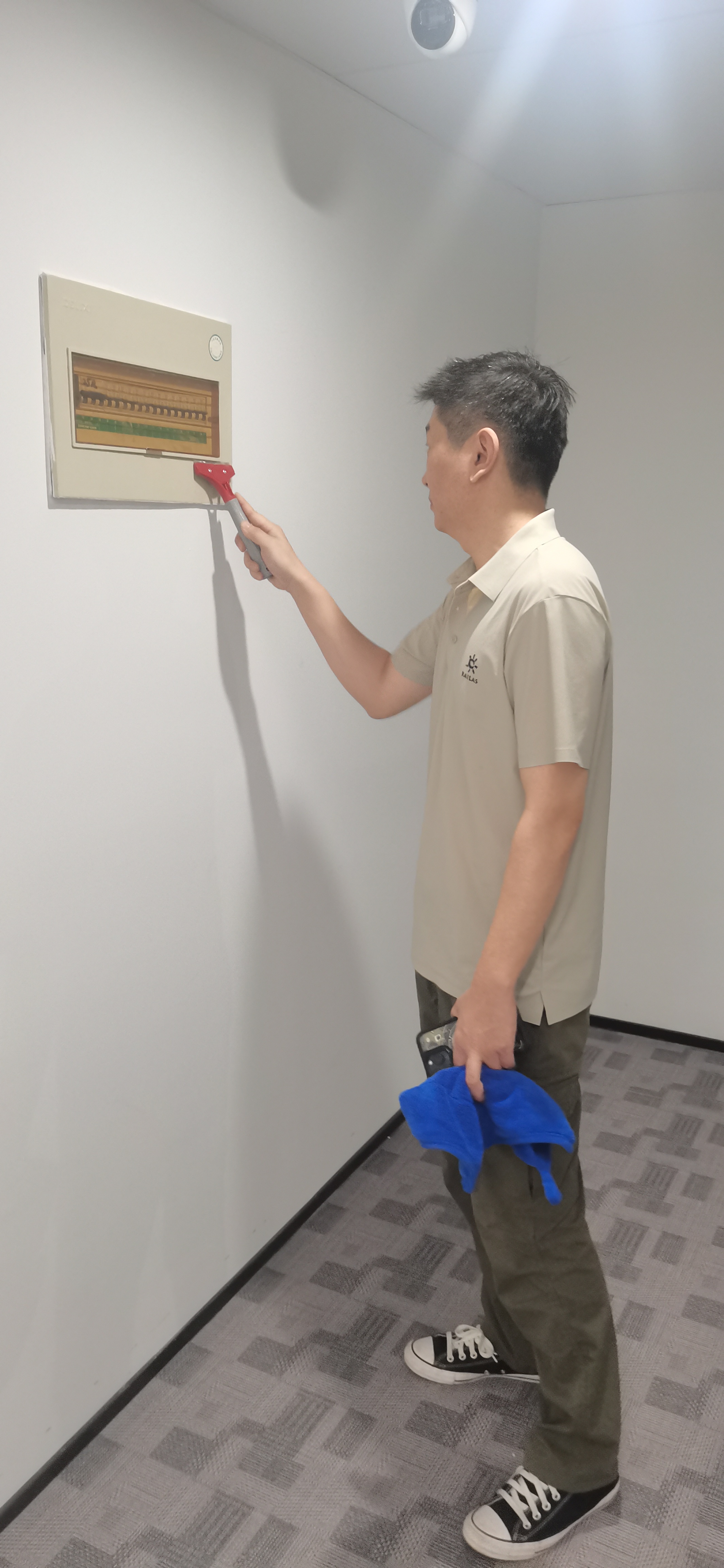 1756977181927025.jpg 2.jpg