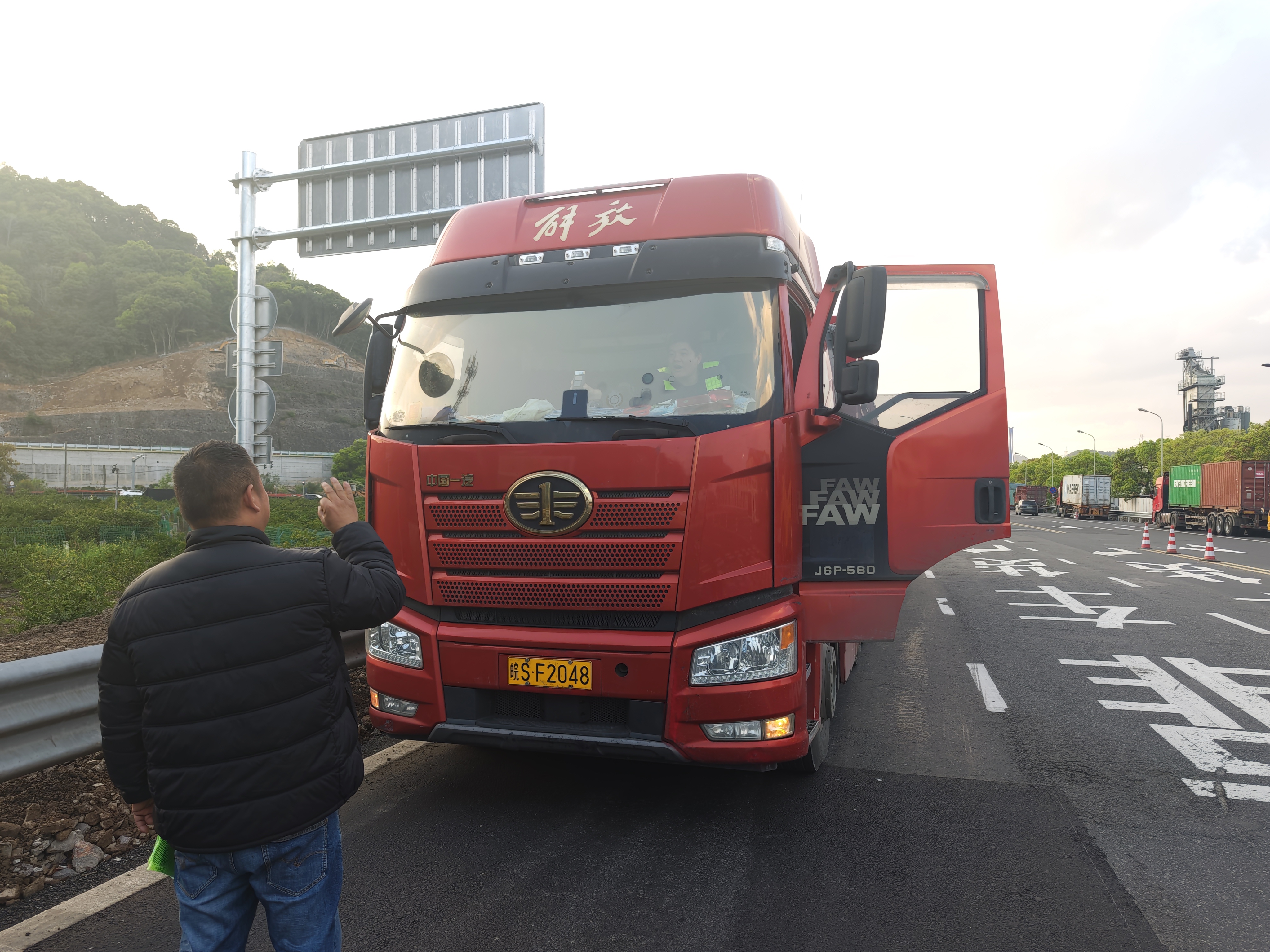 1775117157173066.jpg 15841b99648b76c7f7cb129f048b5fed.jpg