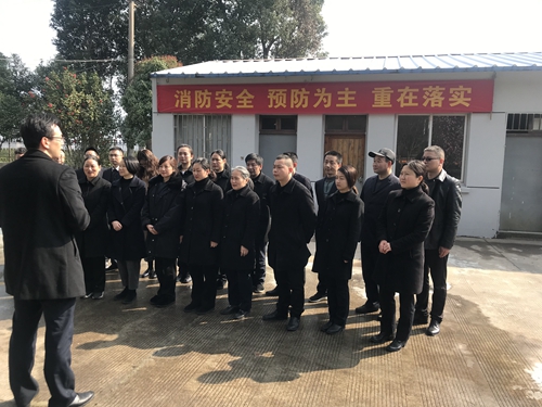 圖為活動現場點評 陳瑩攝_副本.jpg